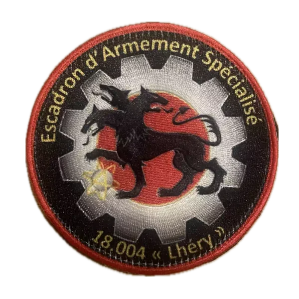 Patch EAS 18.004 Cerbère noir sur fond rouge